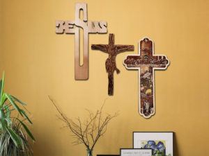 Engraved Jesus Wooden Cross for Christmas Decorati...