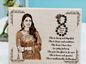 Women’s Day Engraved Photo Wooden Plaque Gif...