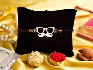 Mooch and Specs Designer Bracelet Incredible Rakhi...