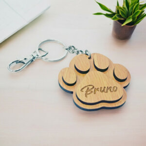 Custom Wooden Paw Keychain with Pet’s Name (...